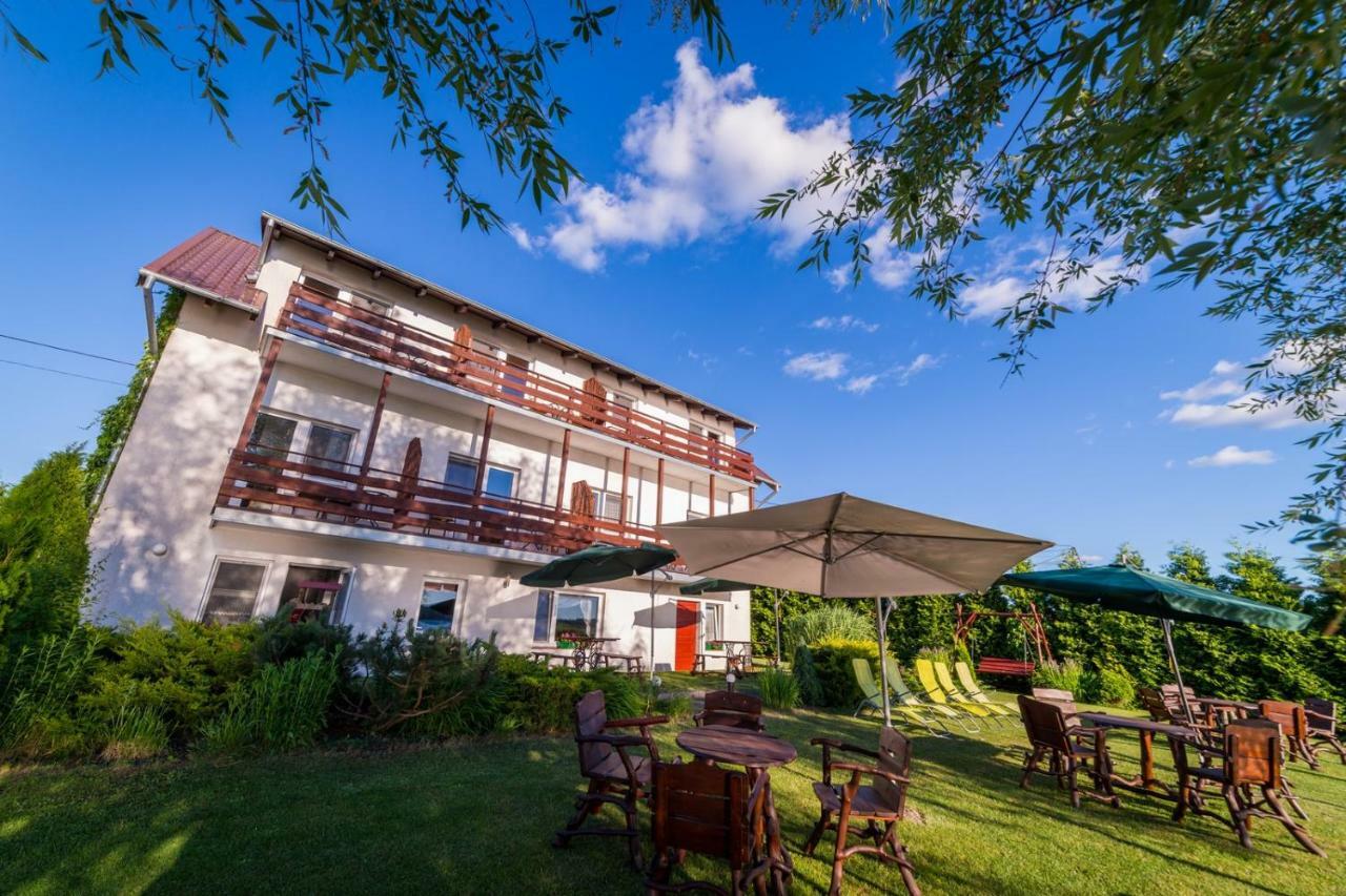 Apartamenty I Pokoje Seeblick Mikołajki Exterior foto